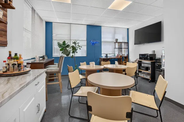  Unit 202 photo 31