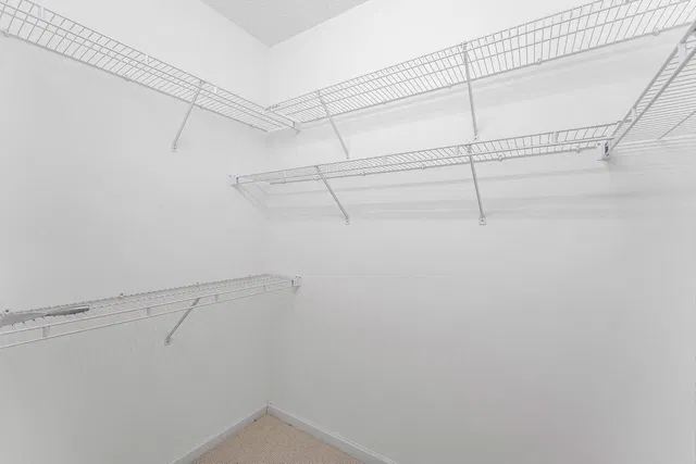 Residence photo 17