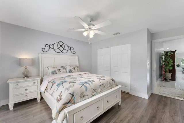 Residence photo 17