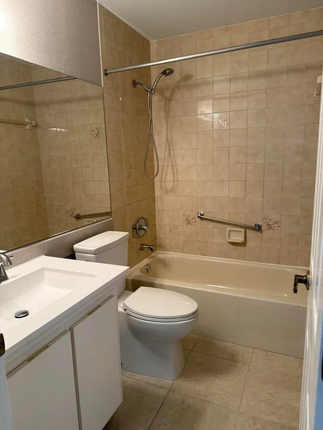 Unit 123-B photo 20
