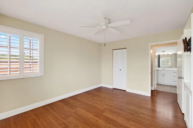 Unit 303 photo 17