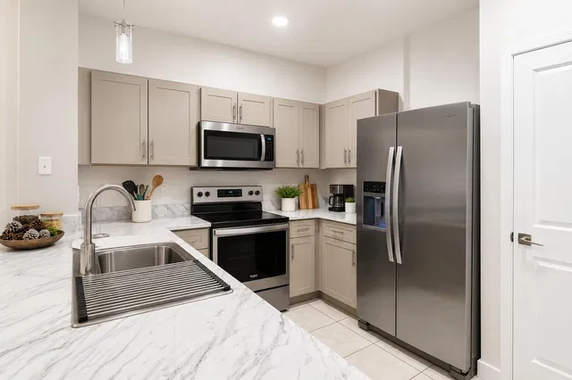 Residence photo 4