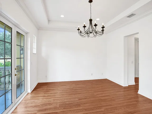Residence photo 22