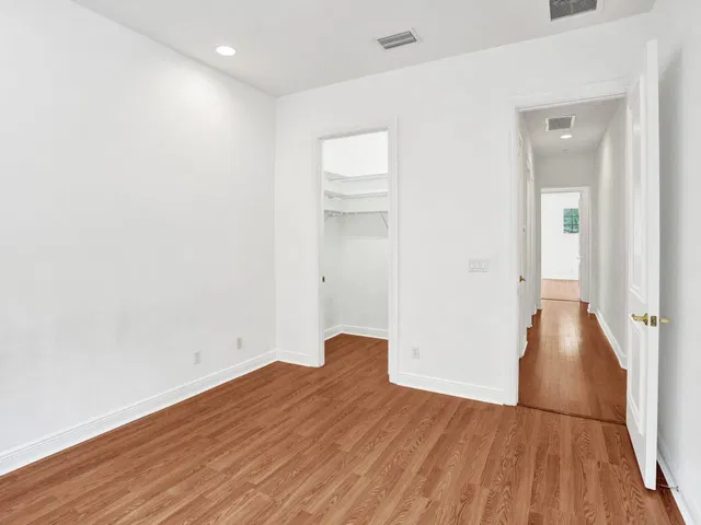 Residence photo 25