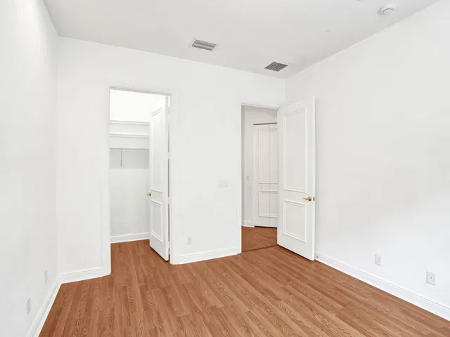 Residence photo 27