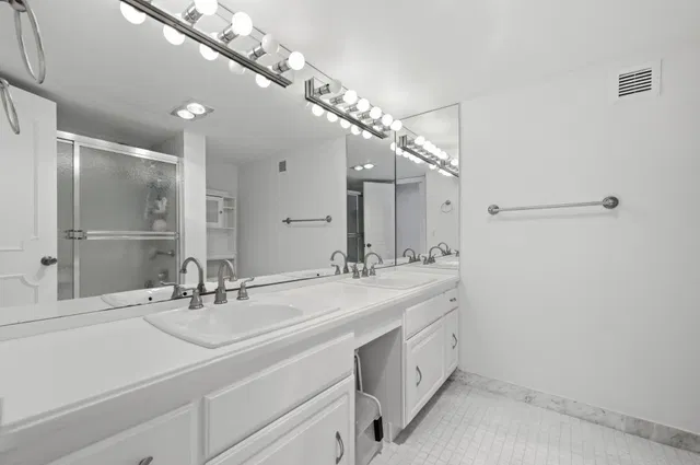 Boca Raton Unit 2A photo 22