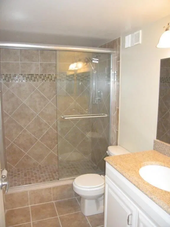 Unit Unit 308 photo 10