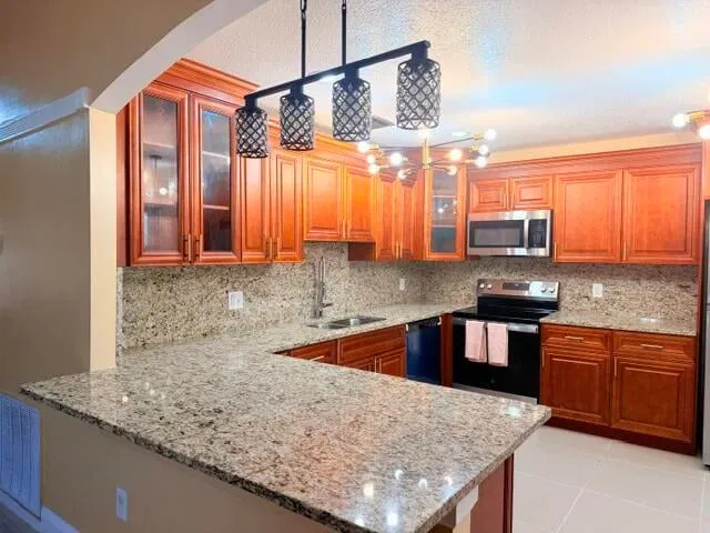 Residence photo 2