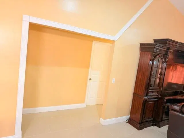 Residence photo 5
