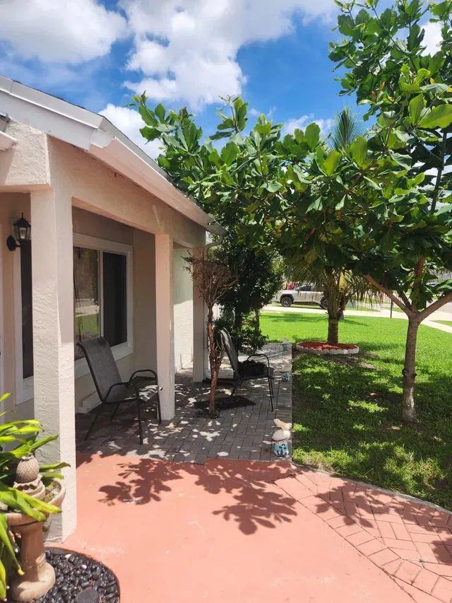 Residence photo 13