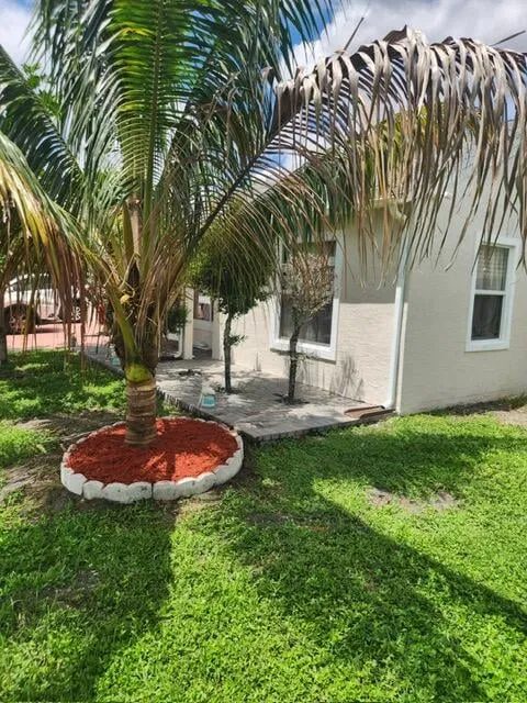 Residence photo 15