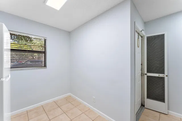  Unit 109 photo 12