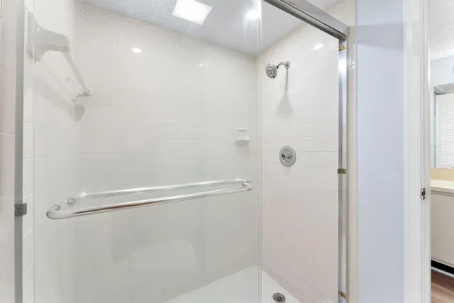  Unit 109 photo 24