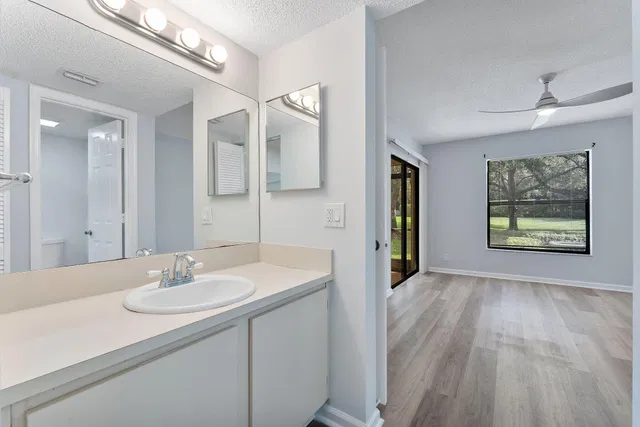  Unit 109 photo 25