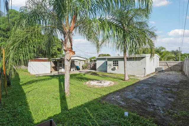 Residence photo 23