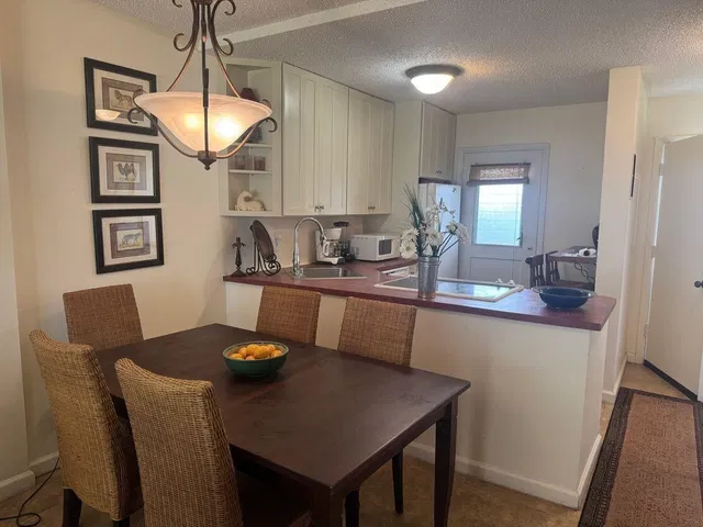 Unit Apt 127 photo 6