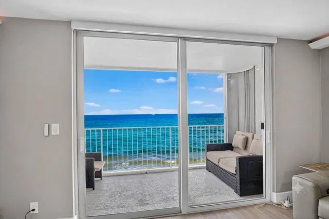 South Palm Beach Unit 4-F photo 11