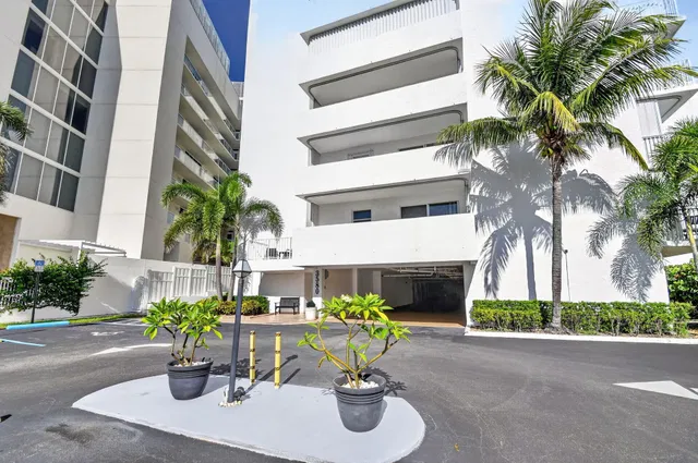 South Palm Beach Unit 4-F photo 51