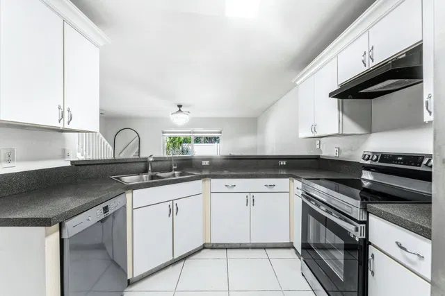 Residence photo 10