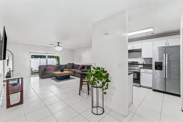 Residence photo 14