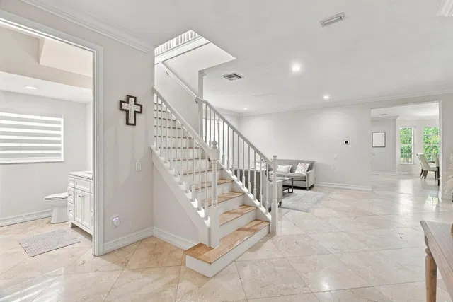 Residence photo 11