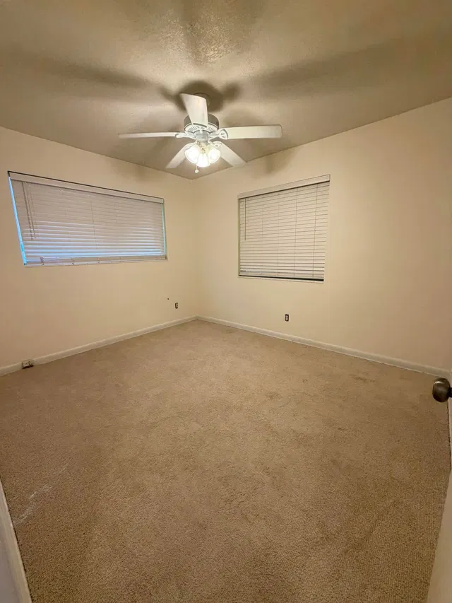 Residence photo 10