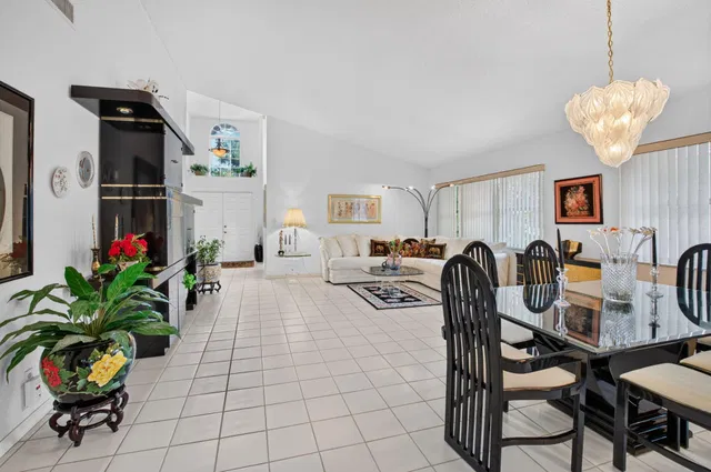 Residence photo 14