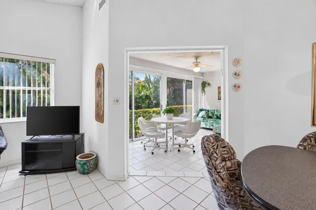 Residence photo 21