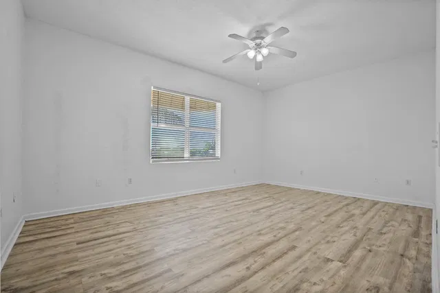  Unit 406 photo 10