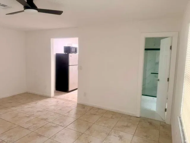 Residence photo 4