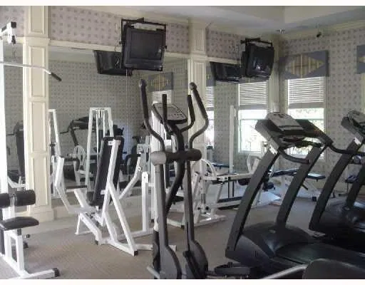 Unit 102 photo 14