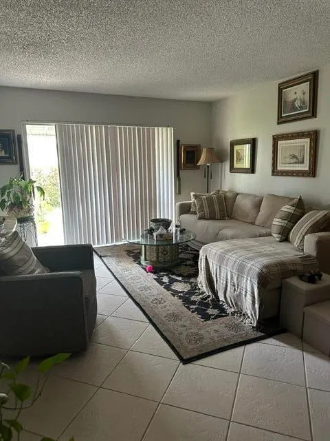 Residence photo 7