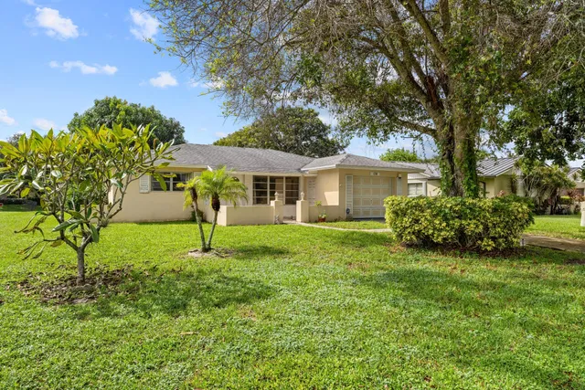 Residence photo 2