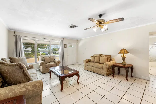 Residence photo 7
