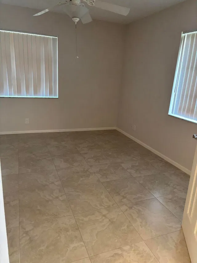 Residence photo 10