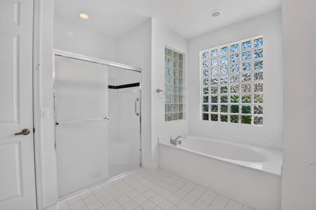 Residence photo 23