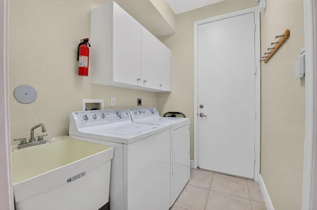 Residence photo 37