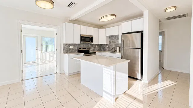 West Palm Beach Residence photo 9
