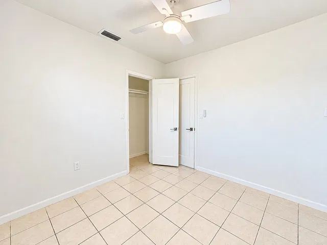 West Palm Beach Residence photo 15