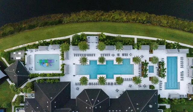 Boca Bridges Residence photo 43