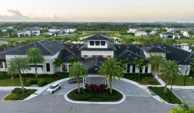 Boca Bridges Residence photo 48