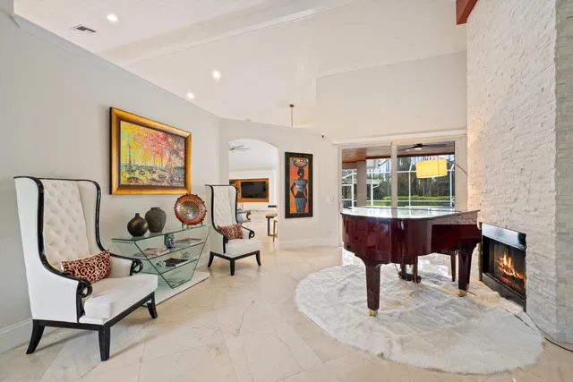 Paddock Park 1 Residence photo 15