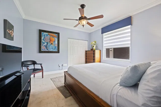 Paddock Park 1 Residence photo 46