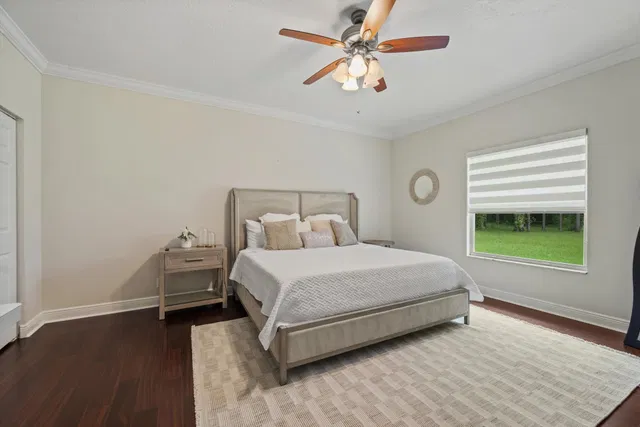 Paddock Park 1 Residence photo 52