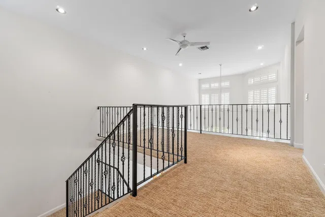  Residence photo 25