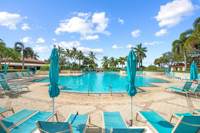 Evergrene Palm Beach Gardens Residence photo 23