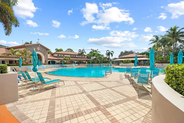 Evergrene Palm Beach Gardens Residence photo 29