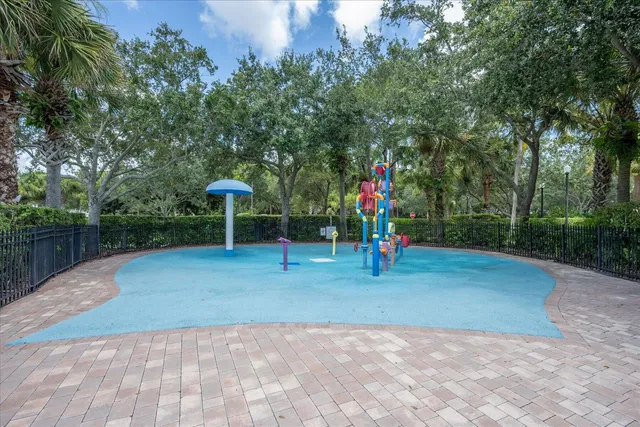Evergrene Palm Beach Gardens Residence photo 33