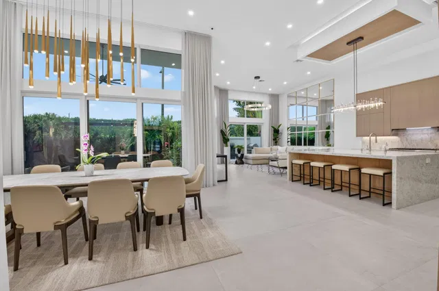 Woodfield Country Club Residence photo 8