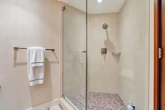 Unit 602 photo 63